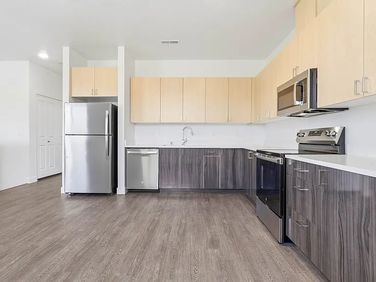 The Ridge Townhomes — Photo 8