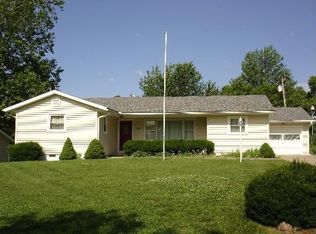 1711 Meadow Ln, Atchison, KS 66002