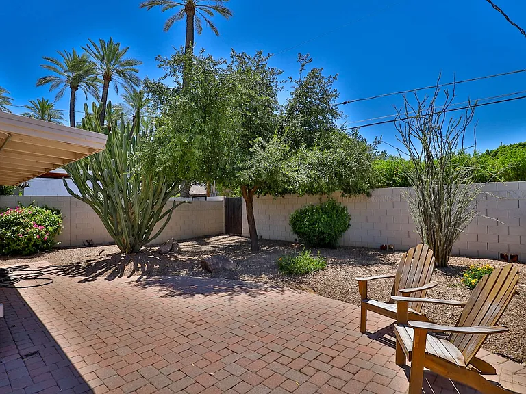 4243 E Campbell Ave — Photo 25
