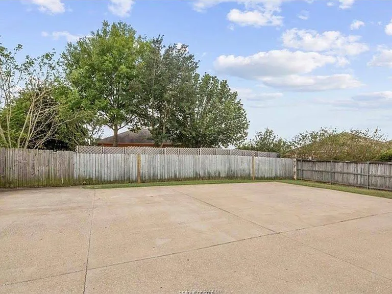 2443 Pintail Loop — Photo 13