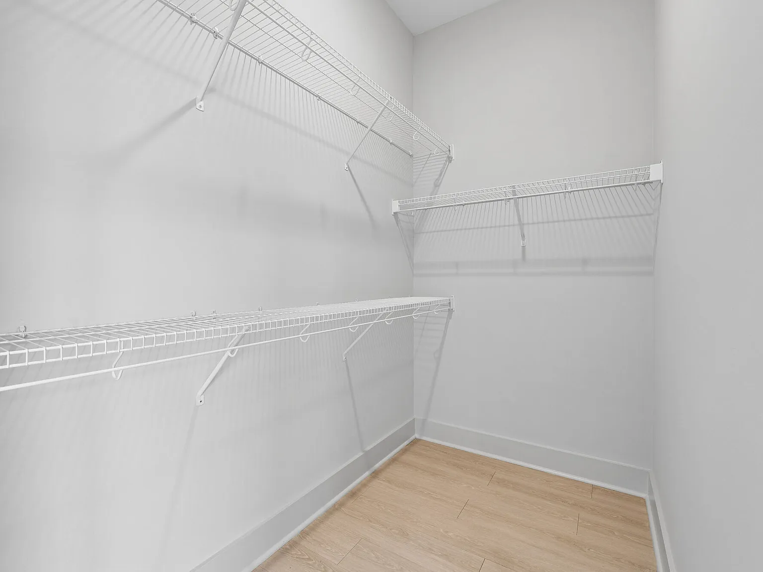 THE WINSTON — Photo 3