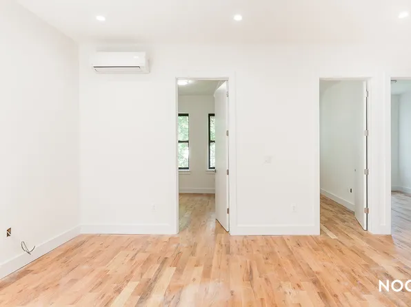 257 Hart Street image 1 of 16