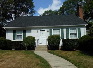 21 Alfalfa Dr, Scituate, RI 02857