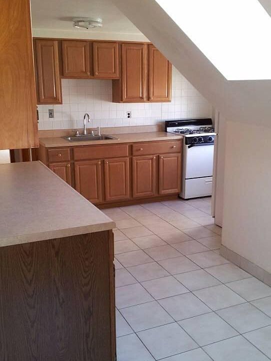 2nd image of 212 Valley Brook Ave #2