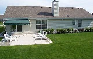 20x20 patio with retractable awning