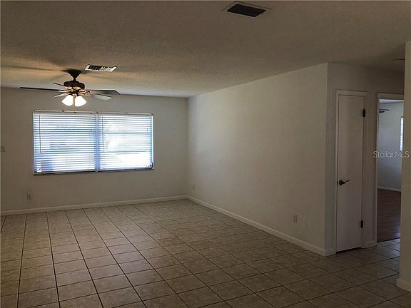 5th image of 150 Algiers Dr