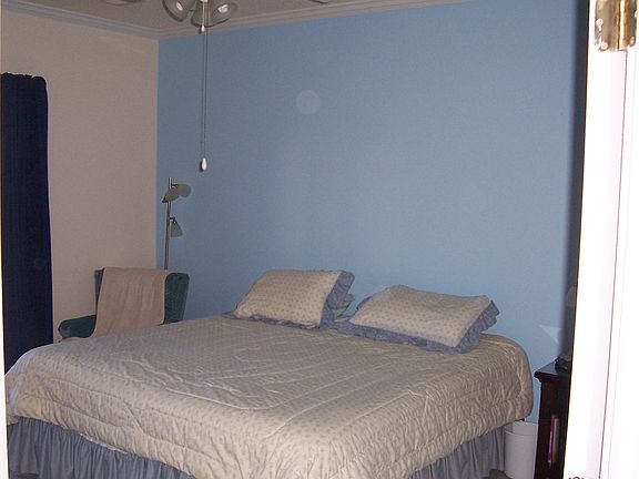 Master bedroom with King bed