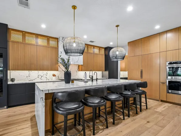 449 Santaluz Ln, Austin, TX 78732