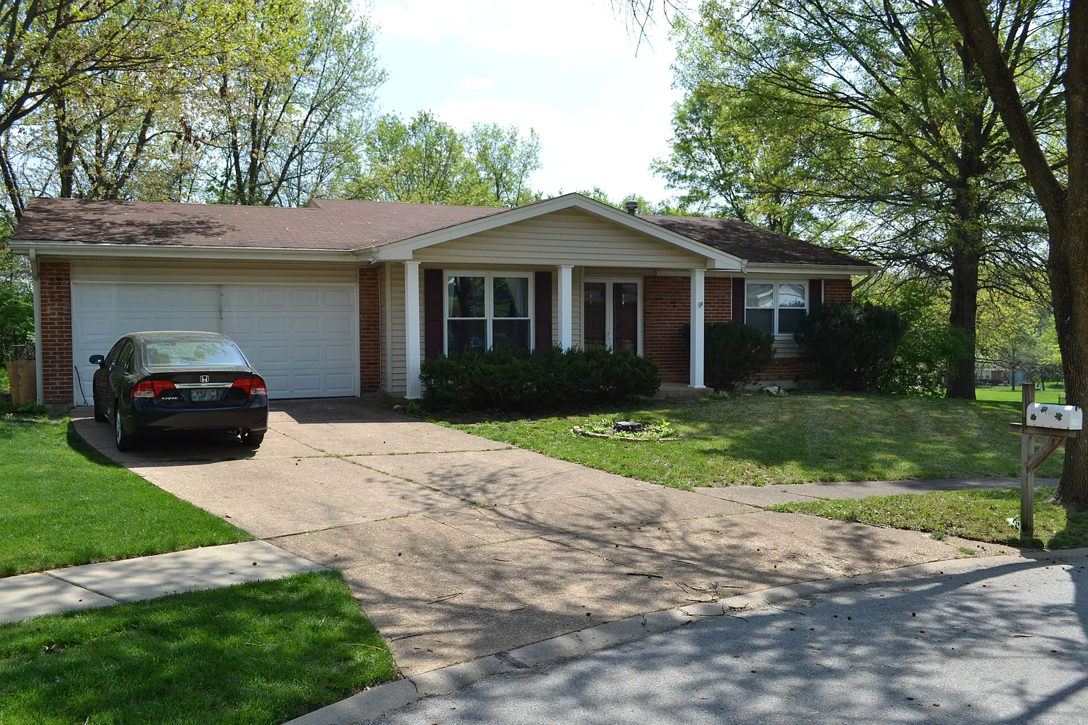 521 Cherry Ridge Ct photo 1