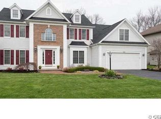 200 Barclay Square Dr, Rochester, NY 14618