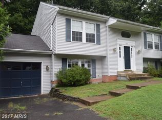 11108 Surry Woods Ct, Fredericksburg, VA