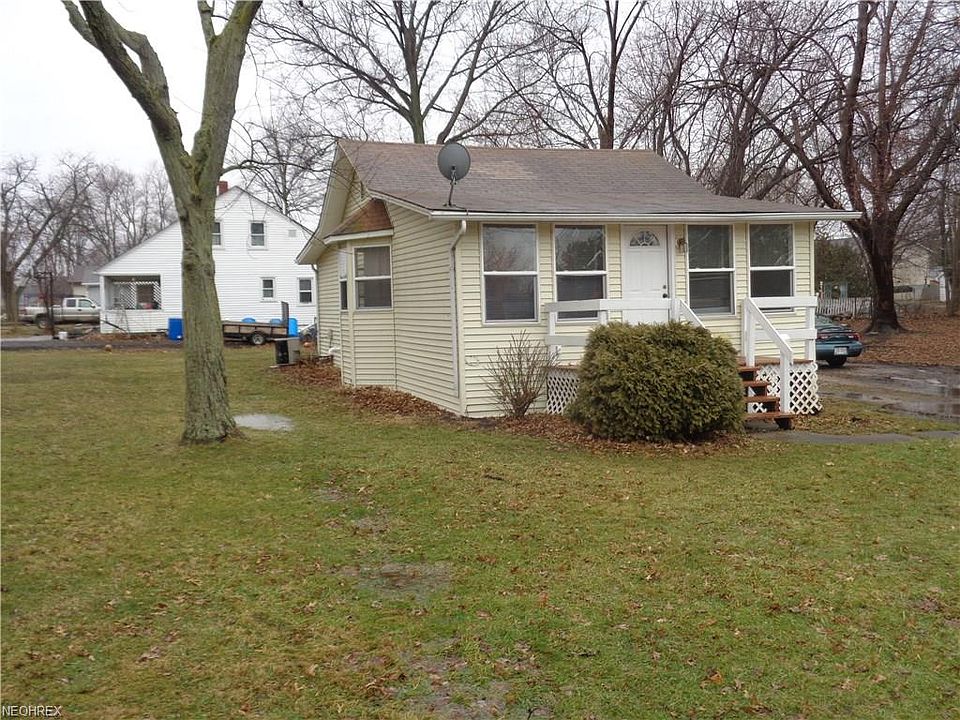 1st image of 4582 Hawthorne Ave