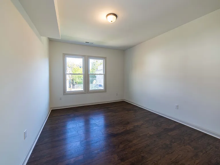 84 Sheffield Ave #2 — Photo 10