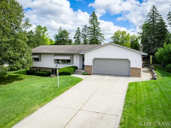 1840 Keyhill Ave SE, Kentwood, MI 49546