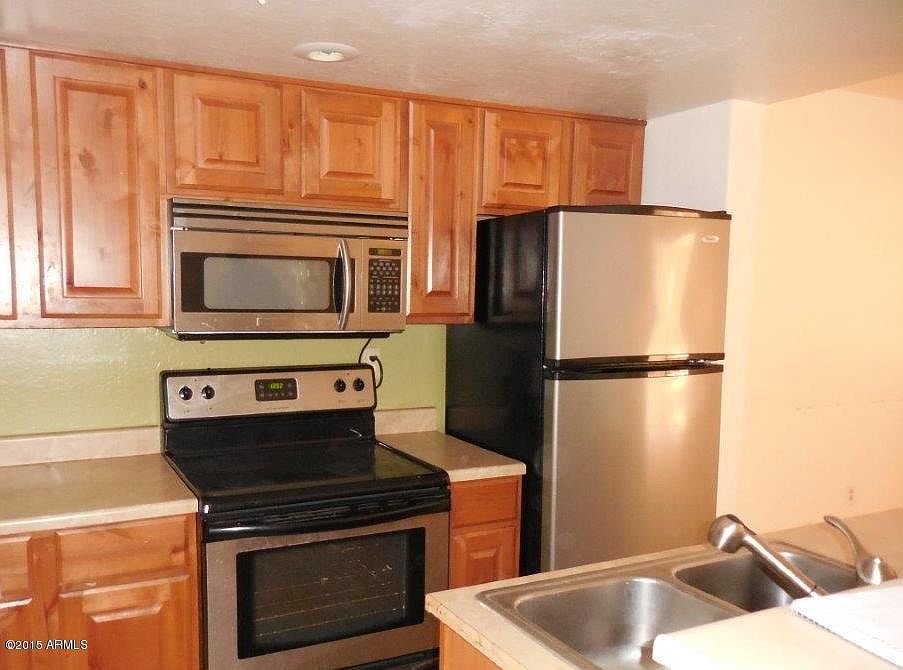 2nd image of 12123 W Bell Rd Unit 142