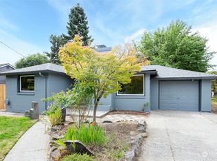 8435 Seward Park Ave S, Seattle, WA