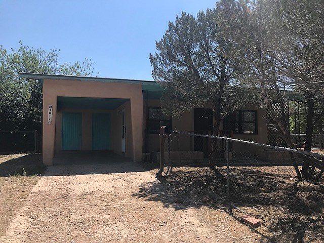 1st image of 1017 Avenida De Las Campanas