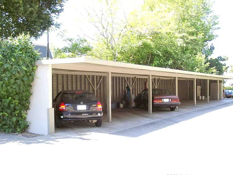 850 Calderon Ave #12 — Photo 12