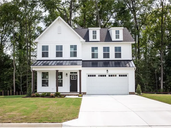 12236 Ava Ln, Windsor, VA 23487