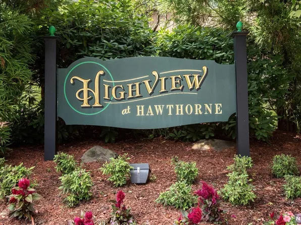 50 Alana Dr, Hawthorne, NJ 07506