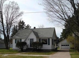 916 Hudson St, Antigo, WI 54409