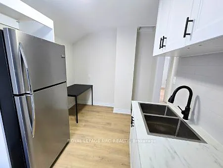 129 Durham St #2 — Photo 7