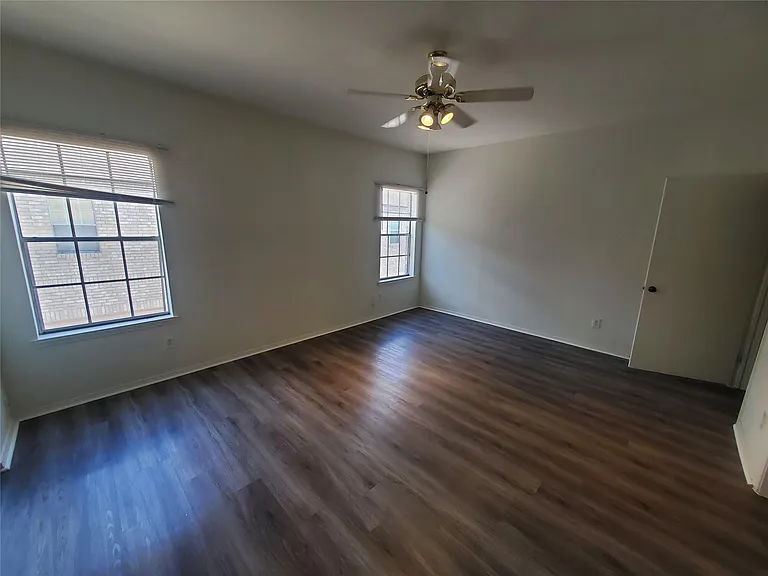 17473 Red Oak Dr #7473 — Photo 17
