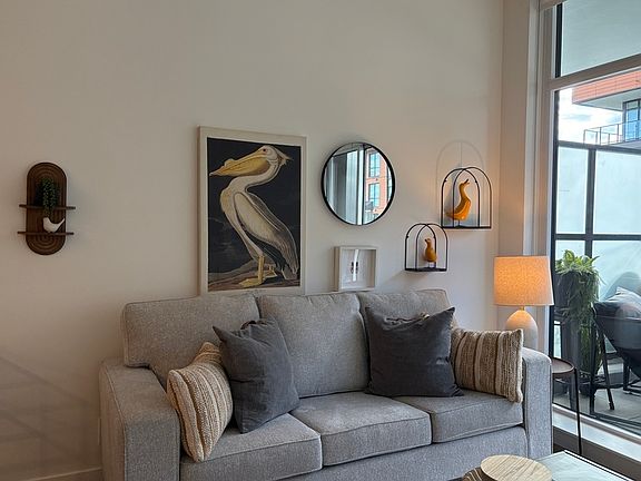 2nd image of 3409 Lakeshore Rd #301