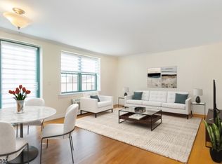 7 Prospect St UNIT 805, Morristown, NJ 07960