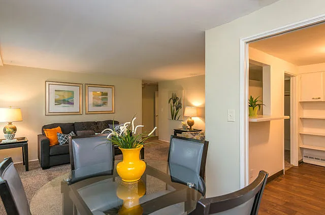 Valley Village Apartments — Photo 16