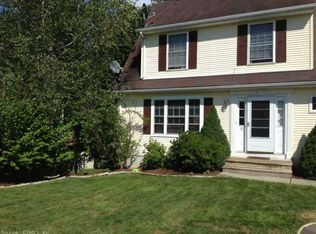 18 Village Ln, Amston, CT 06231