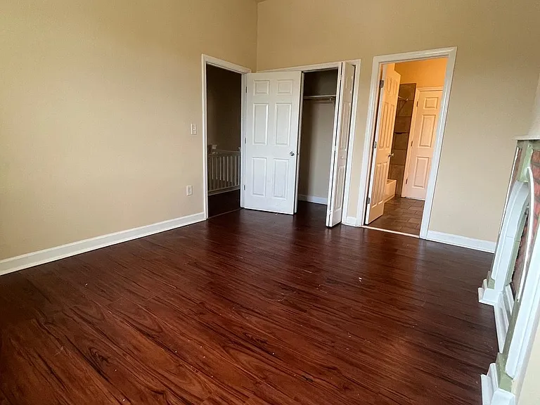 334 S Broad St #3 — Photo 10