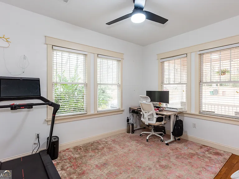 1698 Temple Ave — Photo 11