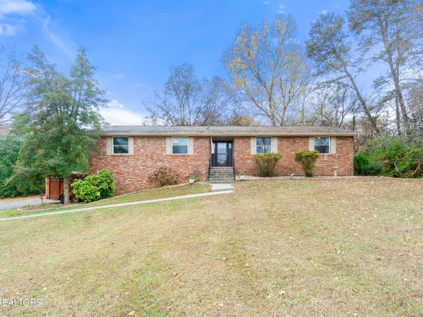 204 Anderson Dr, Knoxville, TN 37920