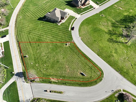 2nd image of 324 Prestwick Cir #144