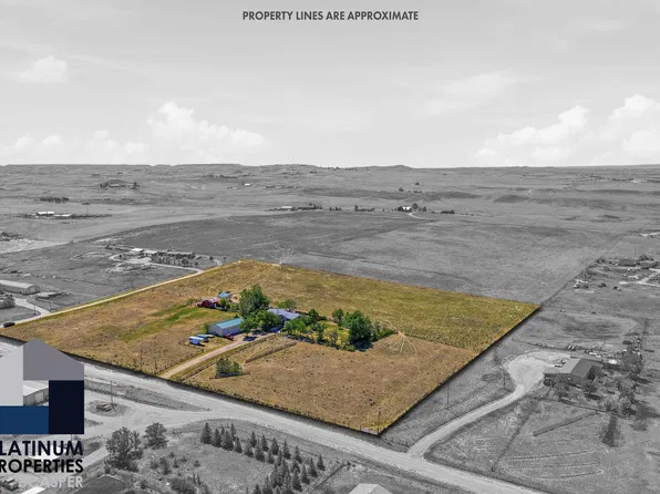 18 Grand Ridge Rd, Douglas, WY 82633