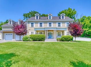 3 Berkeley Dr, Walpole, MA 02081