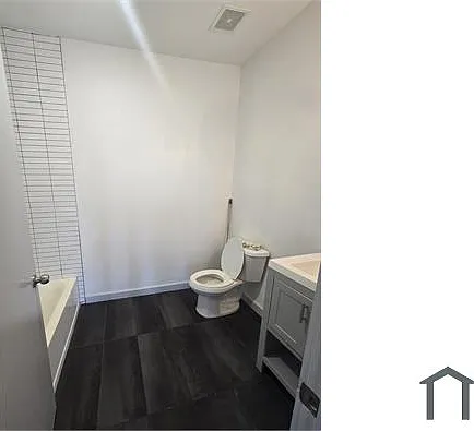 2 bed, $2,200 — Photo 3