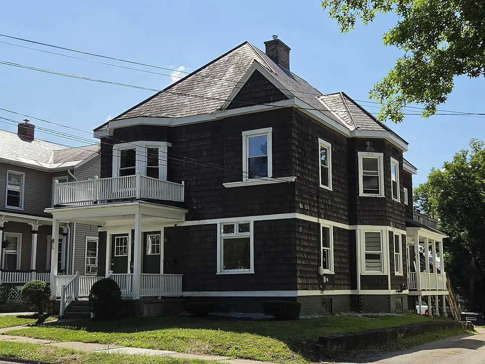 16 Madison St #1