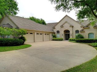 8833 Random Rd, Fort Worth, TX 76179