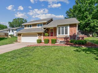 824 S Honeybrook Ln, Derby, KS 67037