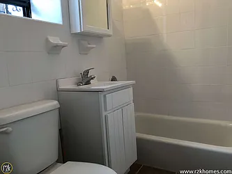 Rented by Realty 2000 Corp