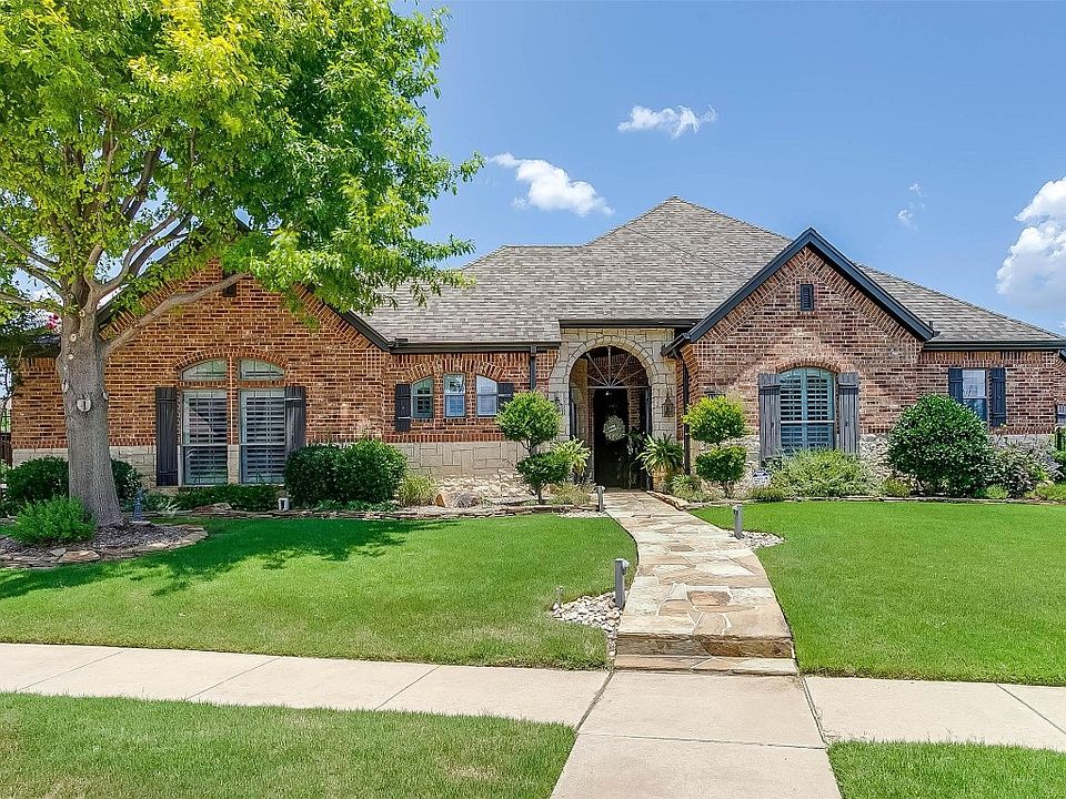1st image of 13761 Old Oaks Dr
