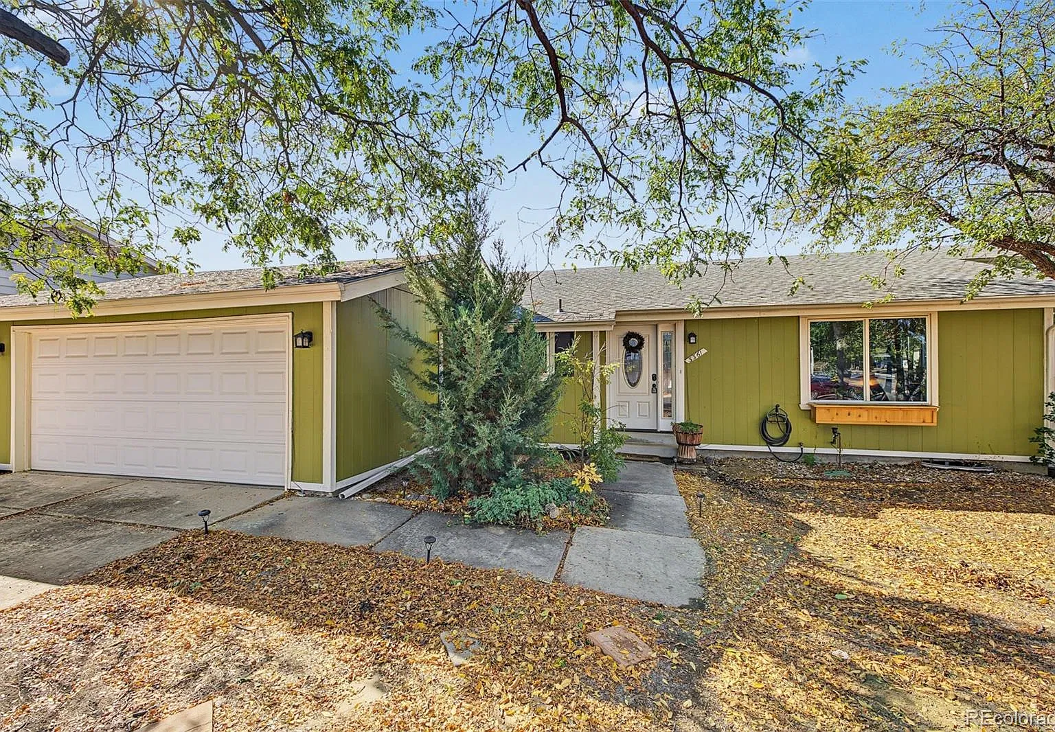 4 bed, 2.0 bath, 1582 sqft, $3,500 — Photo 1