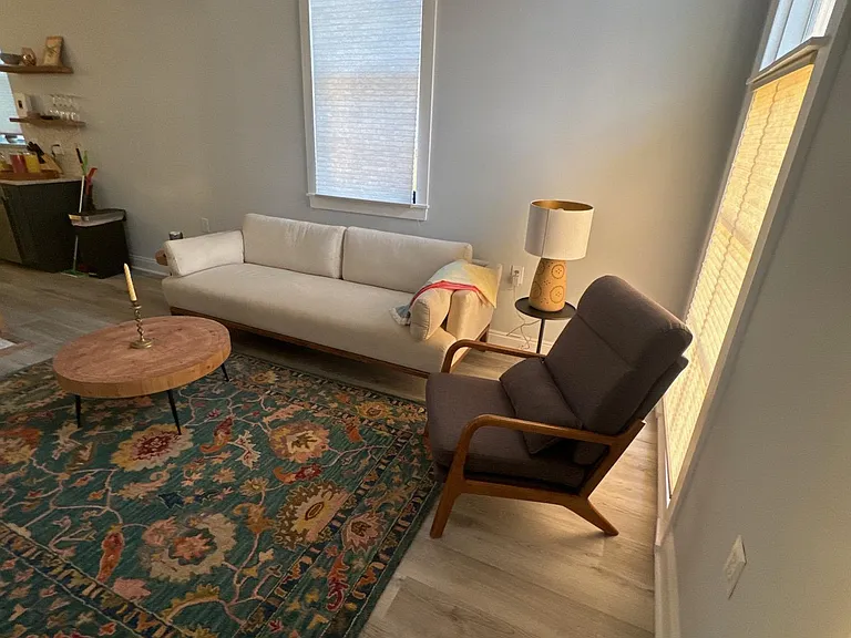 LIVINGROOM