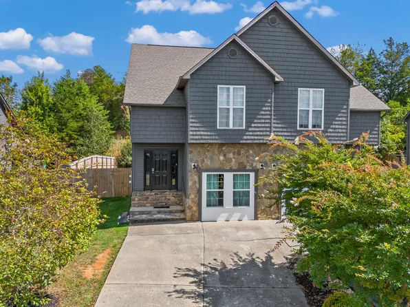 1462 William Holt Blvd, Sevierville, TN 37862