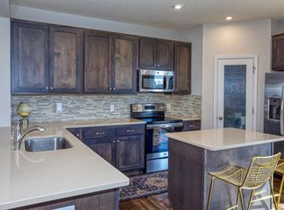 7696 77th Way, Victoria, MN 55386