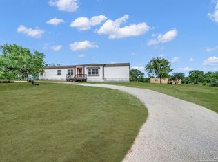 6 River Bluff Dr, Lytle, TX 78052