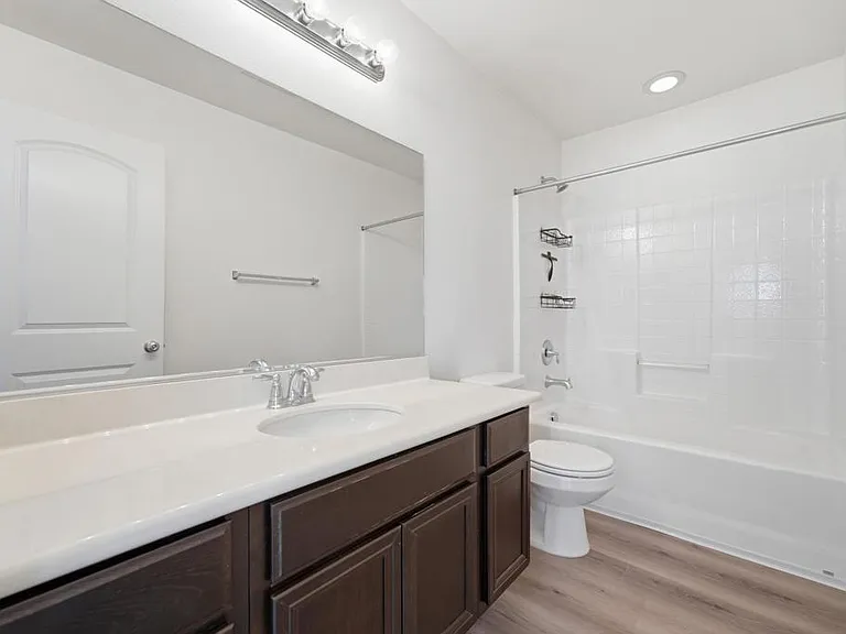1418 Pershing Rd — Photo 13