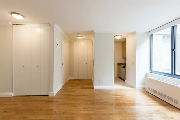 Rented by Stonehenge NYC LLC | media 3